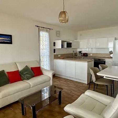 Apartment 2 Pieces 4 Couchages Sur Ar600-212 *